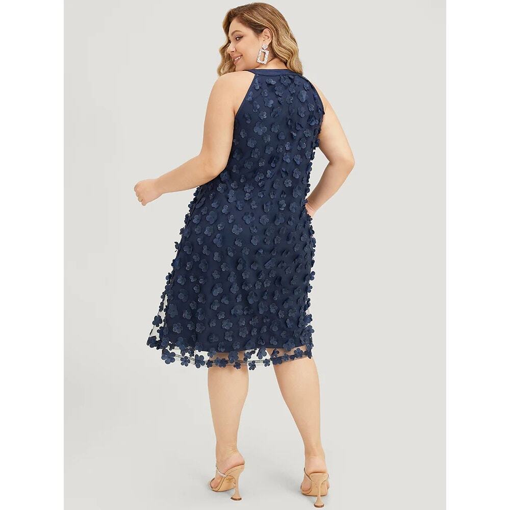BloomChic Navy Floral Appliqué Dress 3X (22/24) NWT w/ Pockets - Picture 3 of 10